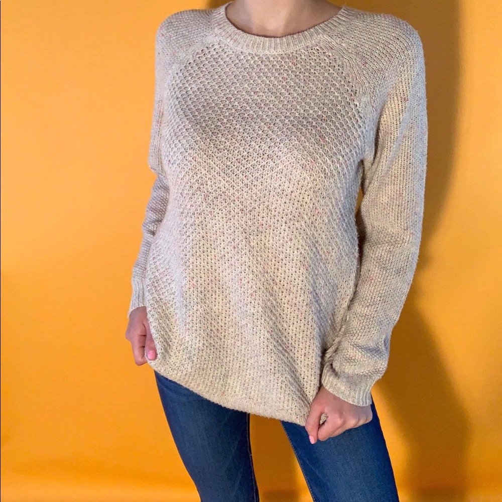 So beige with tiny hints of pink knitted pullover